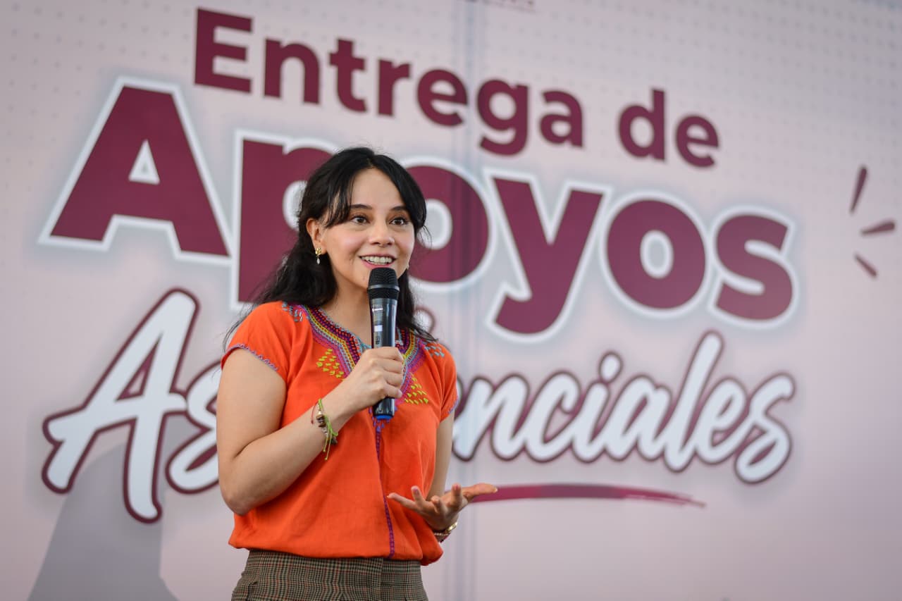 SMDIF Tizayuca fortalece la asistencia social con entrega de 95 apoyos y nuevas unidades vehiculares