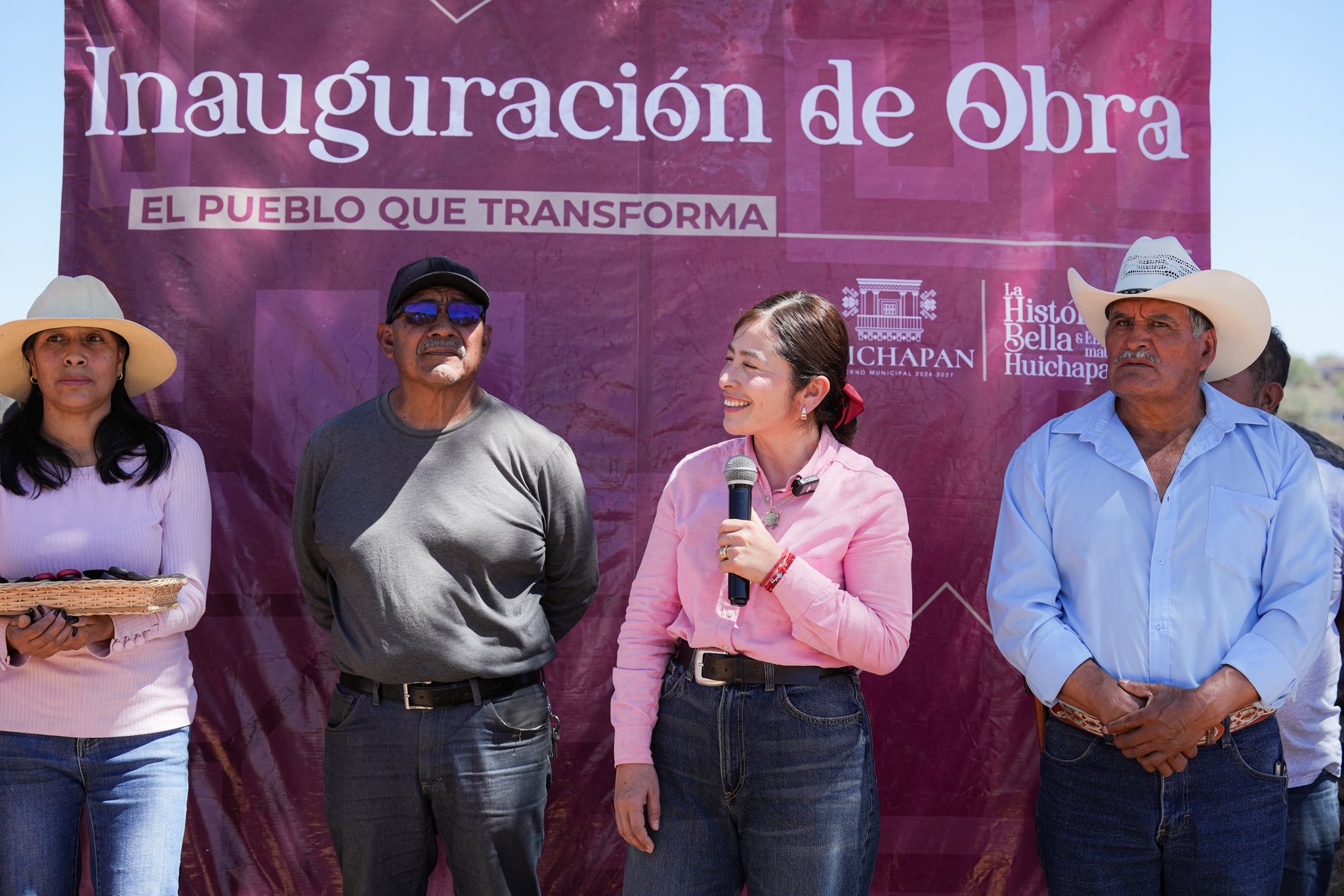 Inauguraron obra de empedrado y guarniciones en Tlaxcalilla, Huichapan