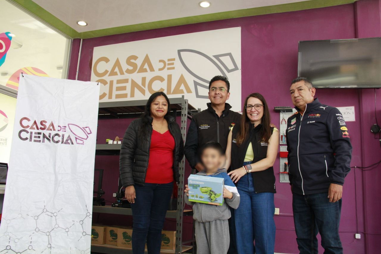 “Manos que Impulsan”: innovación y bienestar a través de prótesis 3D en Mineral de la Reforma